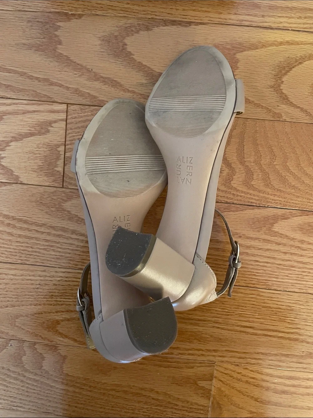 Naturalizer Vera Sandal Heel in Creme Brulee Leather, Women’s 5.5 - Picture 4 of 7